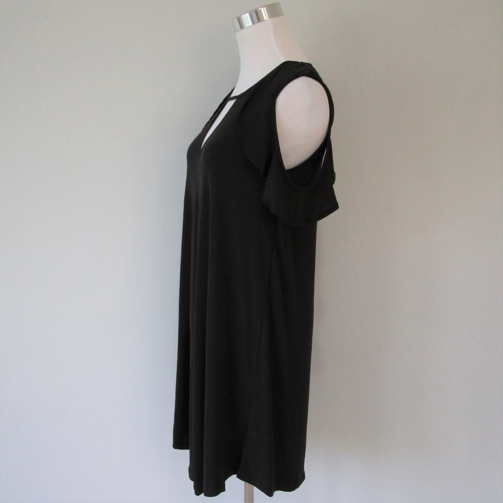💕 NWT Jessica Simpson Cold Shoulder Shift Midi Dress - Picture 4 of 8
